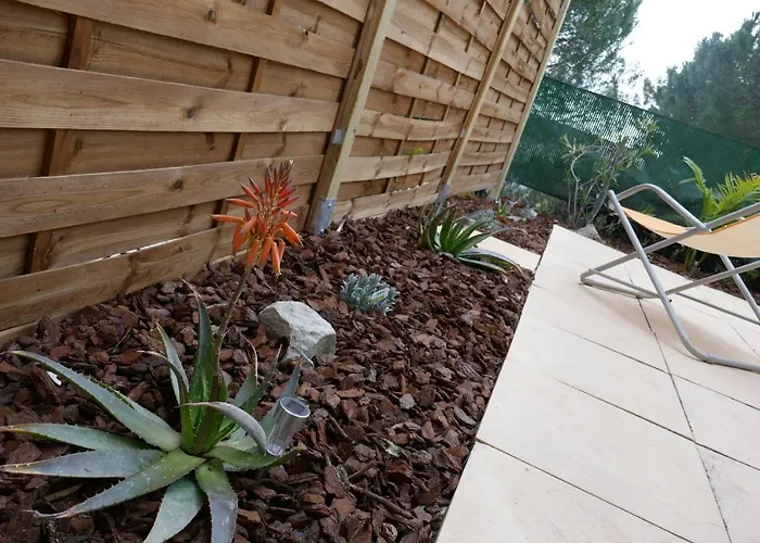 Bel Accès Direct Mer; L'almanarre, *