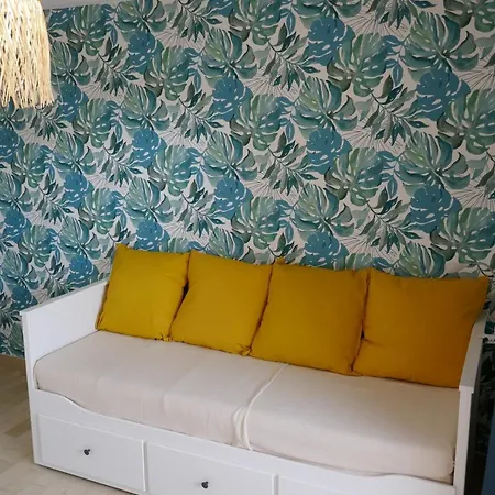 Bel Acces Direct Mer; L'almanarre, Hyeres