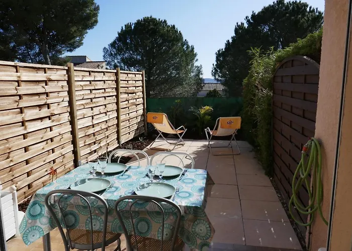 Διαμέρισμα Bel Acces Direct Mer; L'almanarre, *